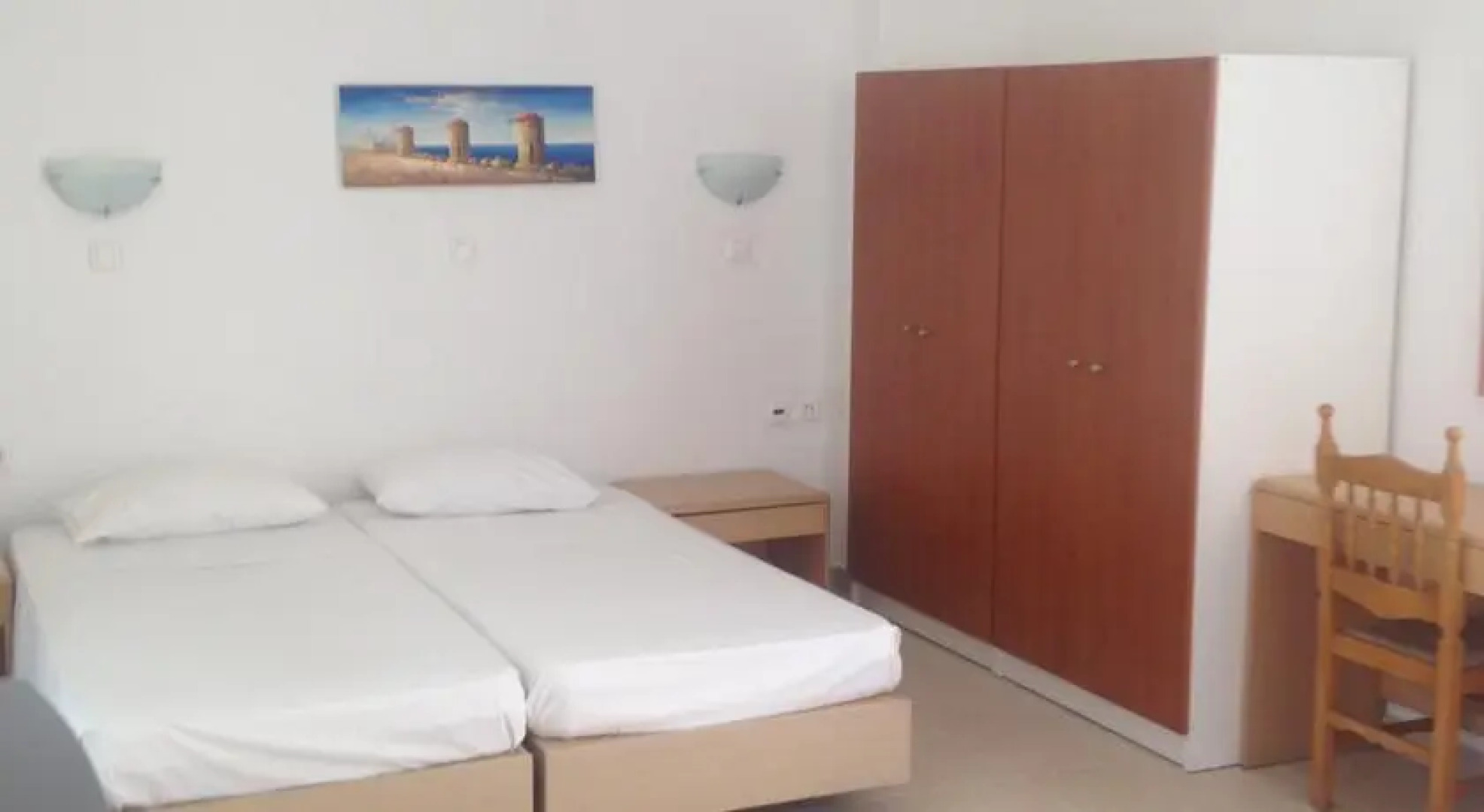 Pereches Hotel Apartments