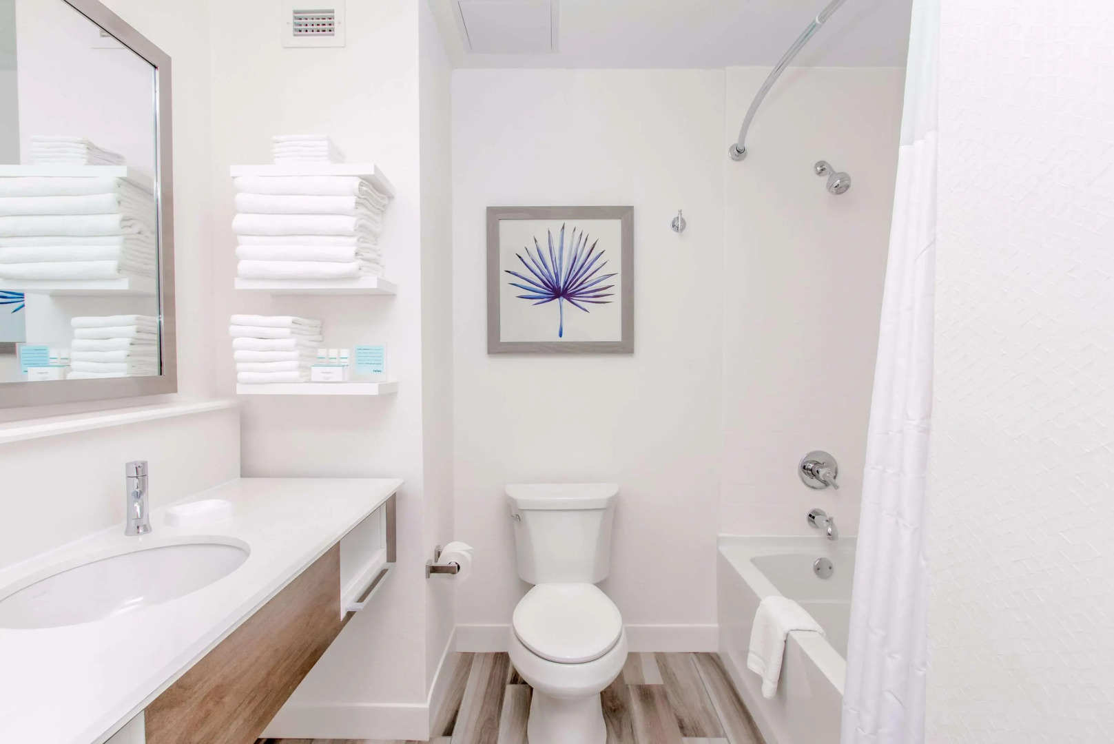 Hampton Inn & Suites Panama City Beach-Beachfront