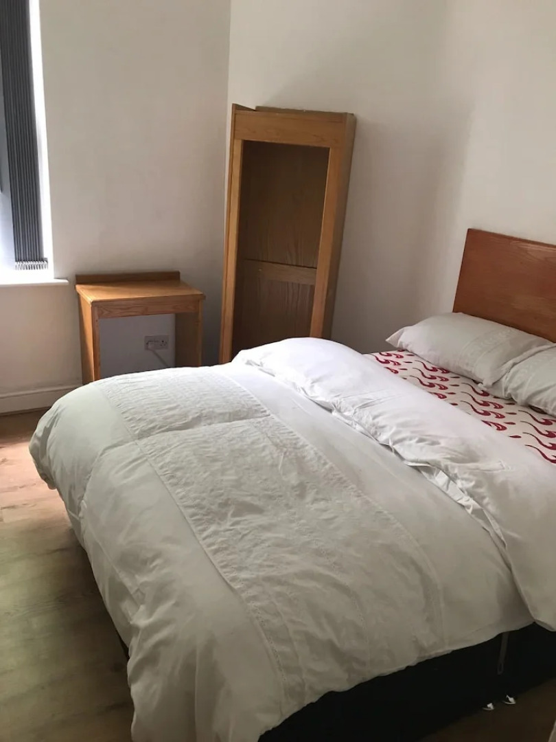 Junction 10 Budget Travel Accommodation