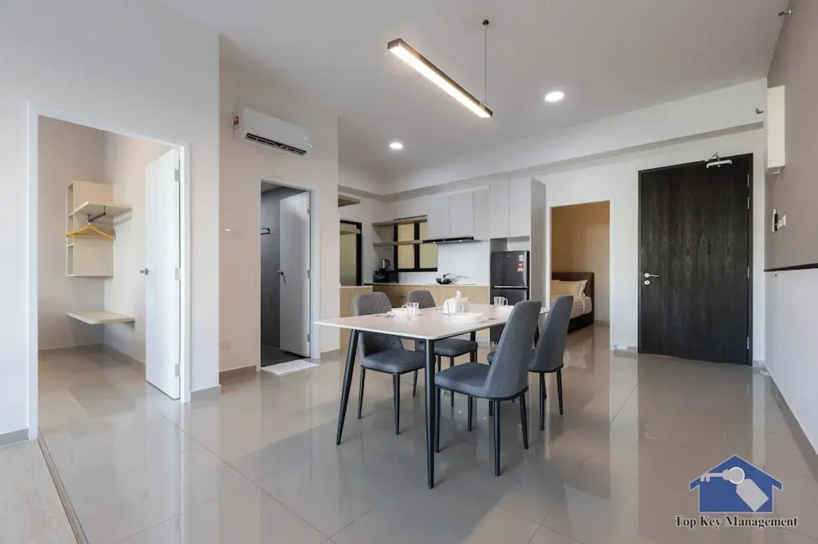 Sunshine Residence Suites