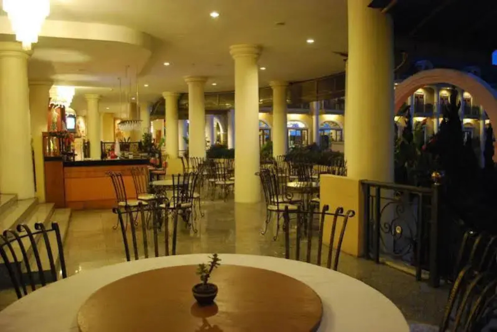 OYO 395 Tretes Raya Hotel