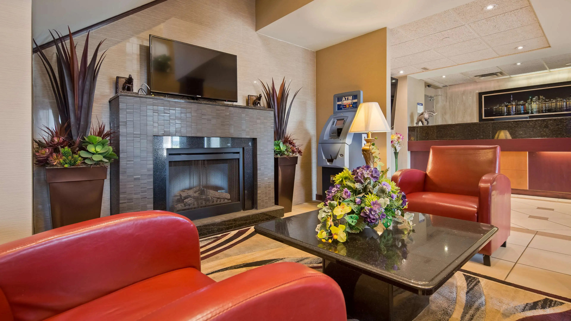 Best Western Plus Burlington Inn & Suites
