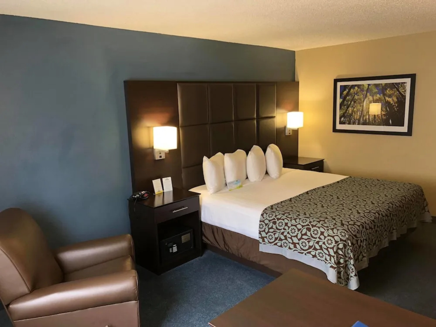 Days Inn by Wyndham Williams