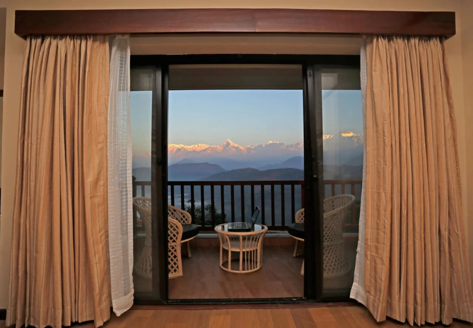 Rupakot Resort
