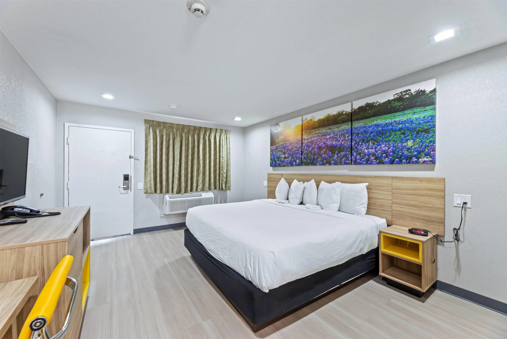 Days Inn by Wyndham McKinney