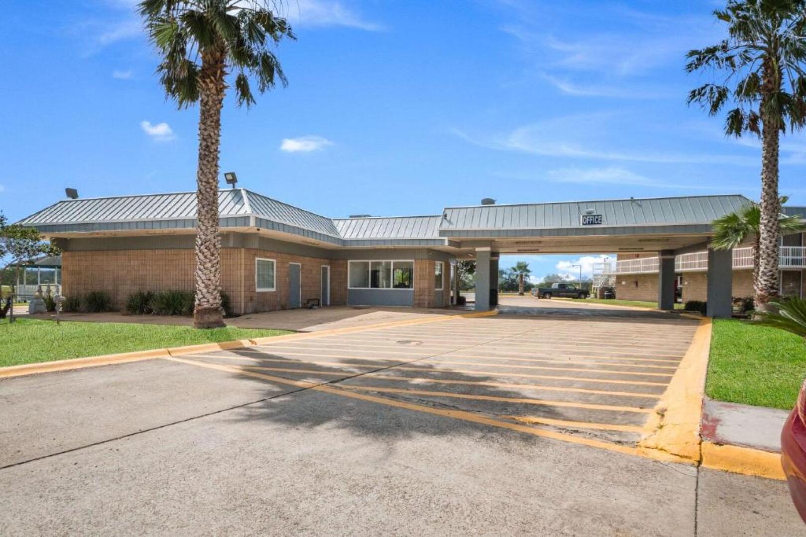 Americas Best Value Inn Beeville