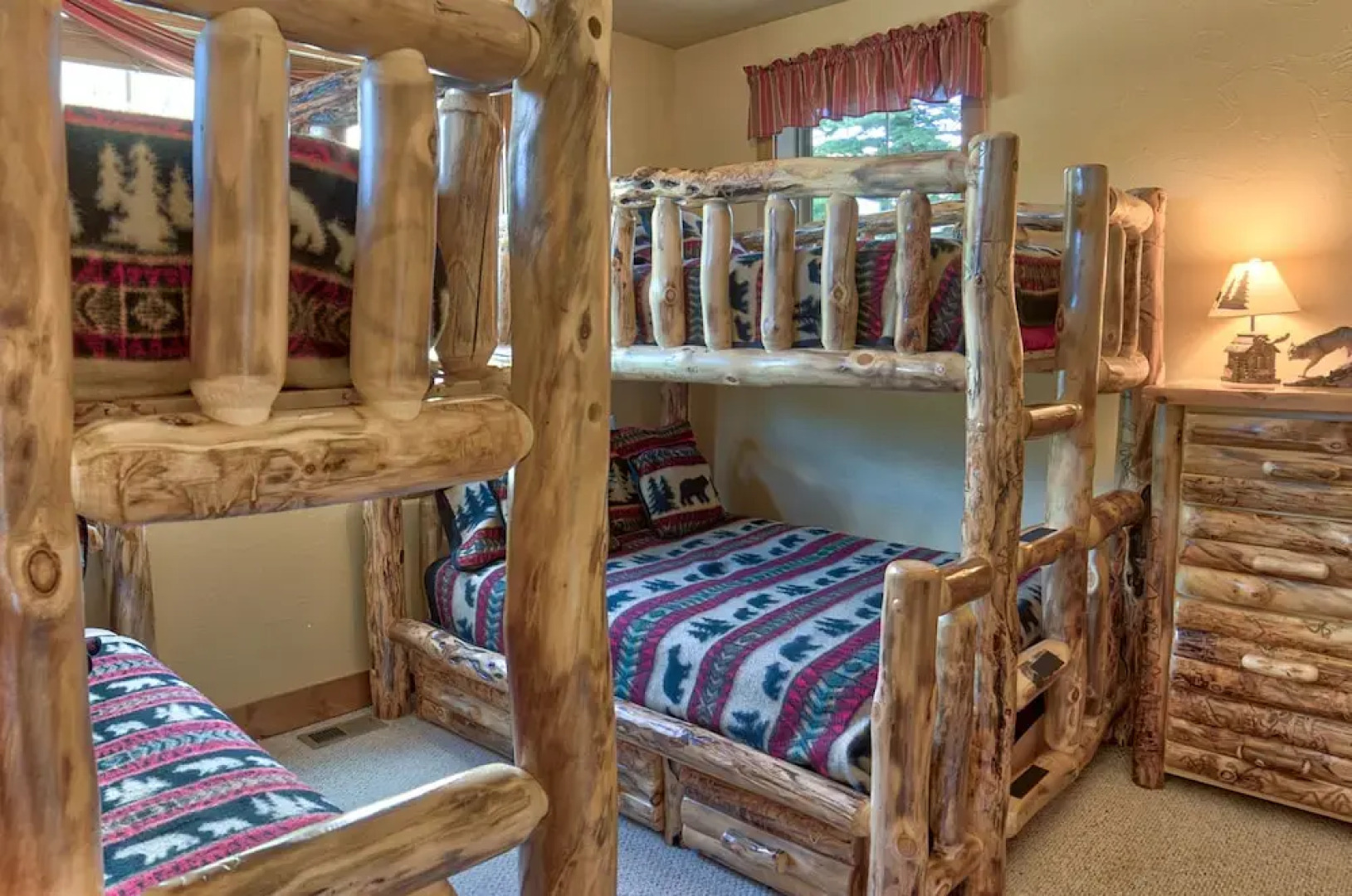 120 Rachel Lane Private Home with Hot Tub