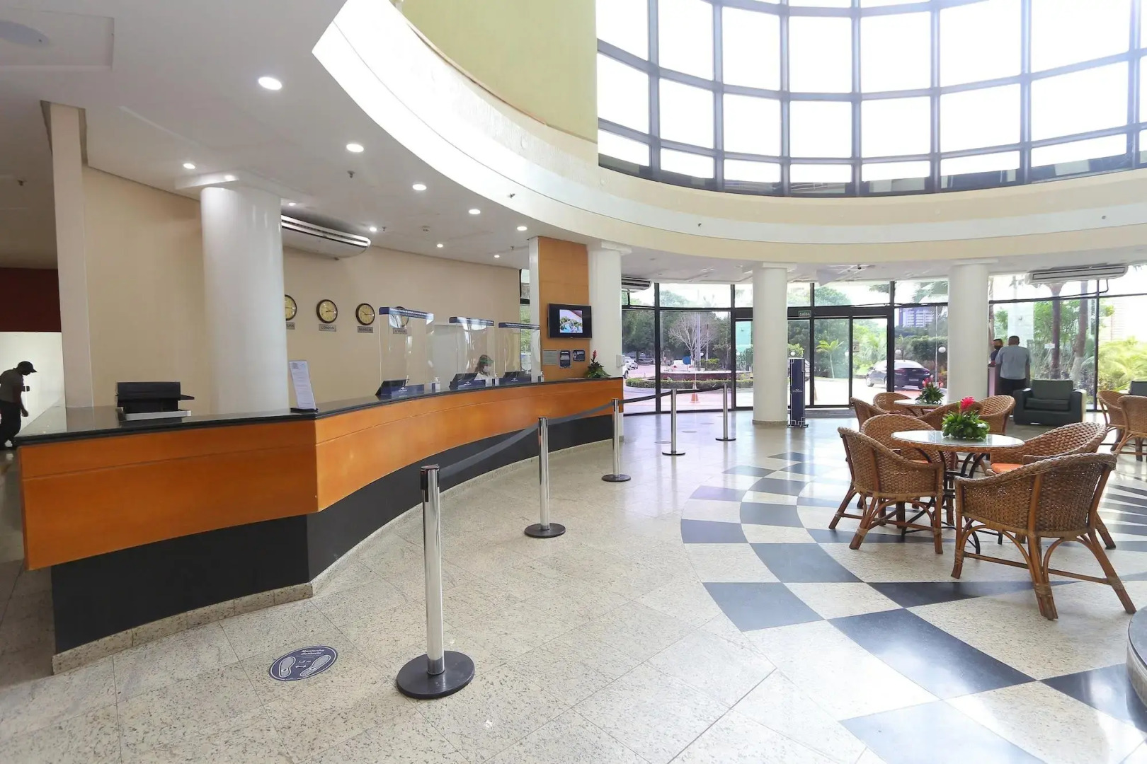 Tropical Executive Hotel