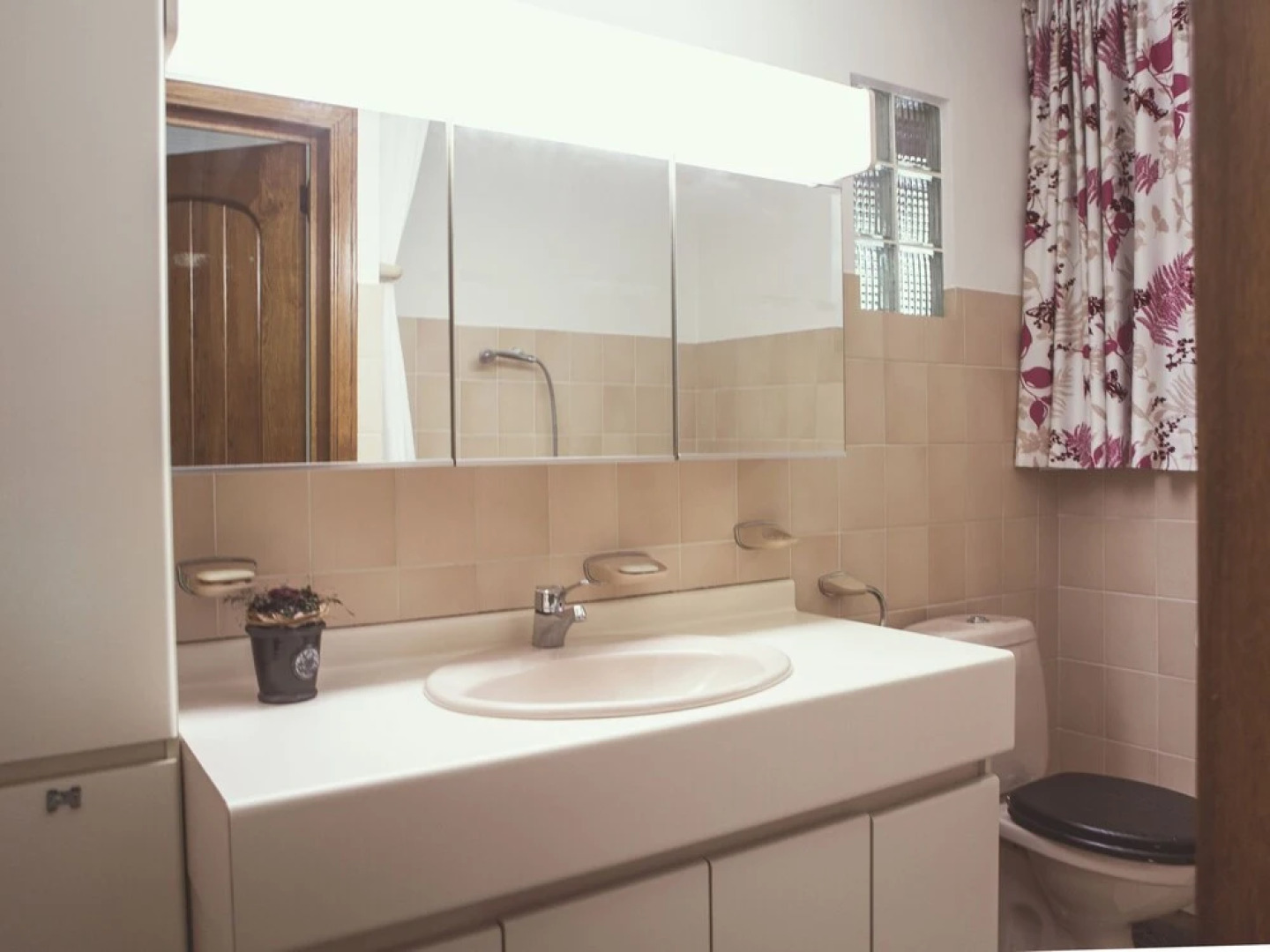 Quaint Holiday Home in Ravels With Garden