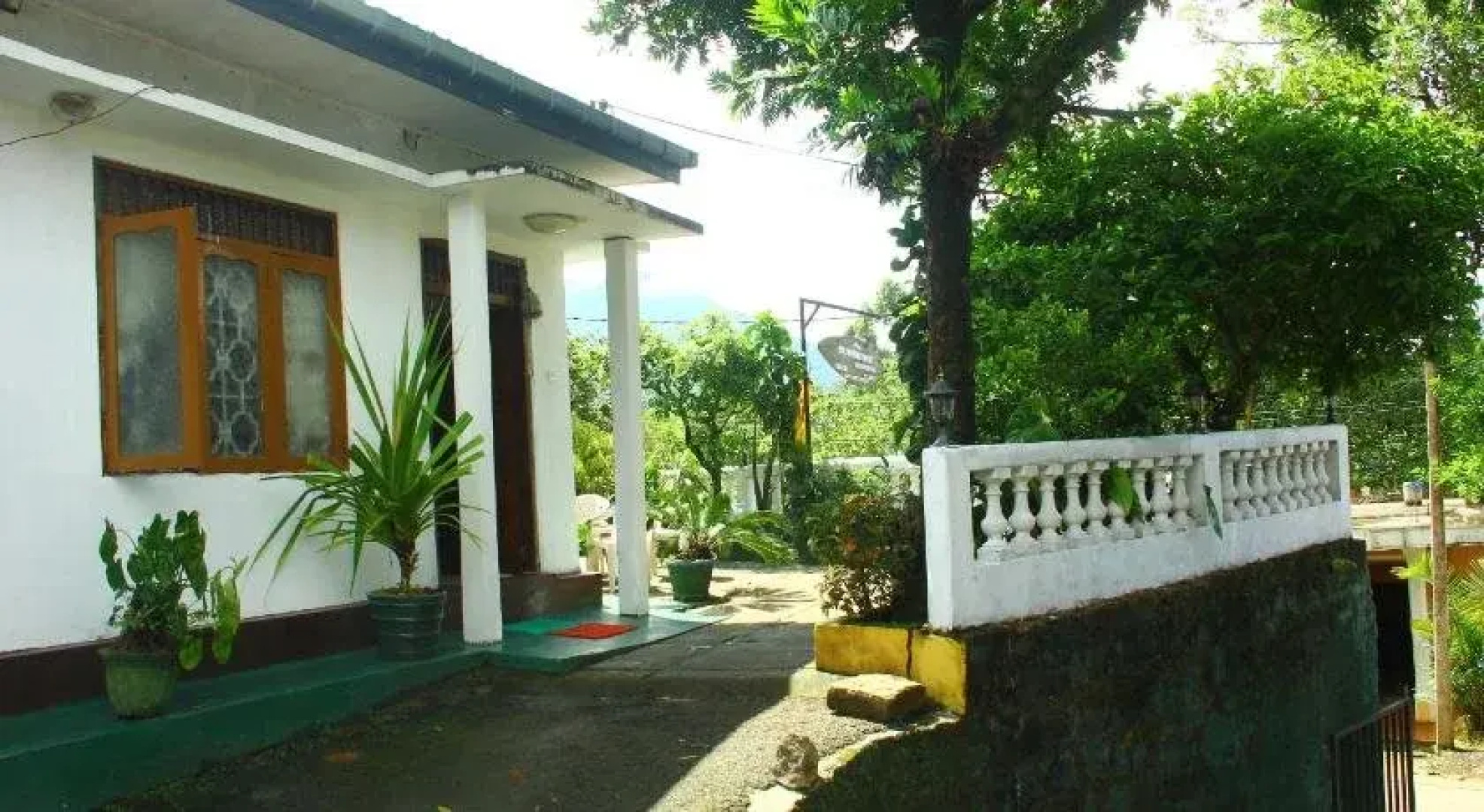Sun Shine Resorts