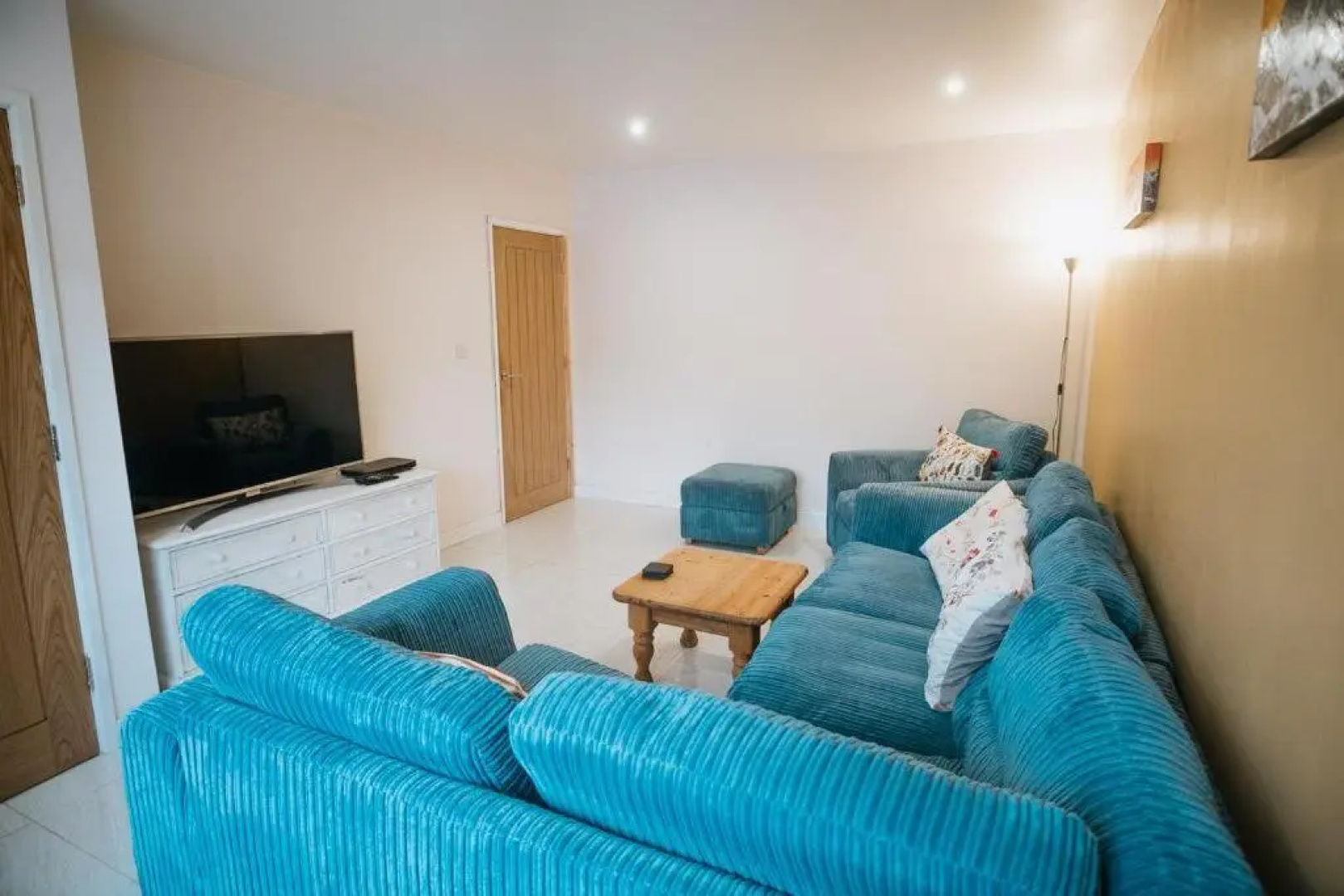 YR HEN BERLLAN - 3 Bedroom House in Snowdonia National Park, Conwy, North Wales