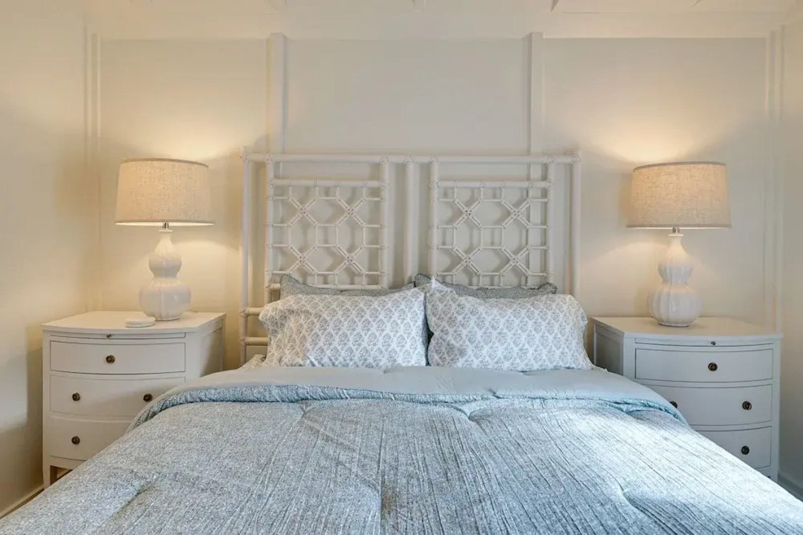 Vintage Surf City Cottage - 132 Steps to Beach!