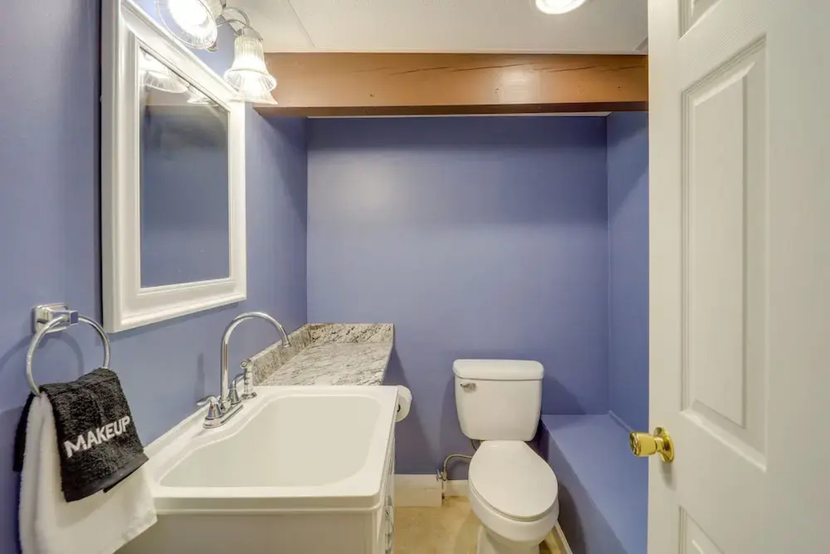 Deck, Fire Pit, & Grill: Beech Mountain Chalet