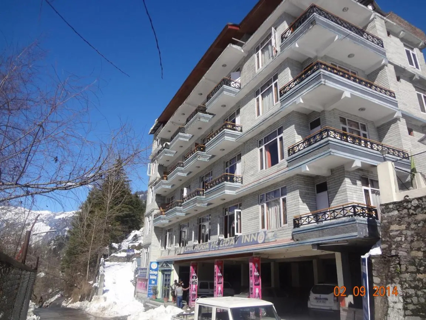 Chichoga Holiday Inn Manali