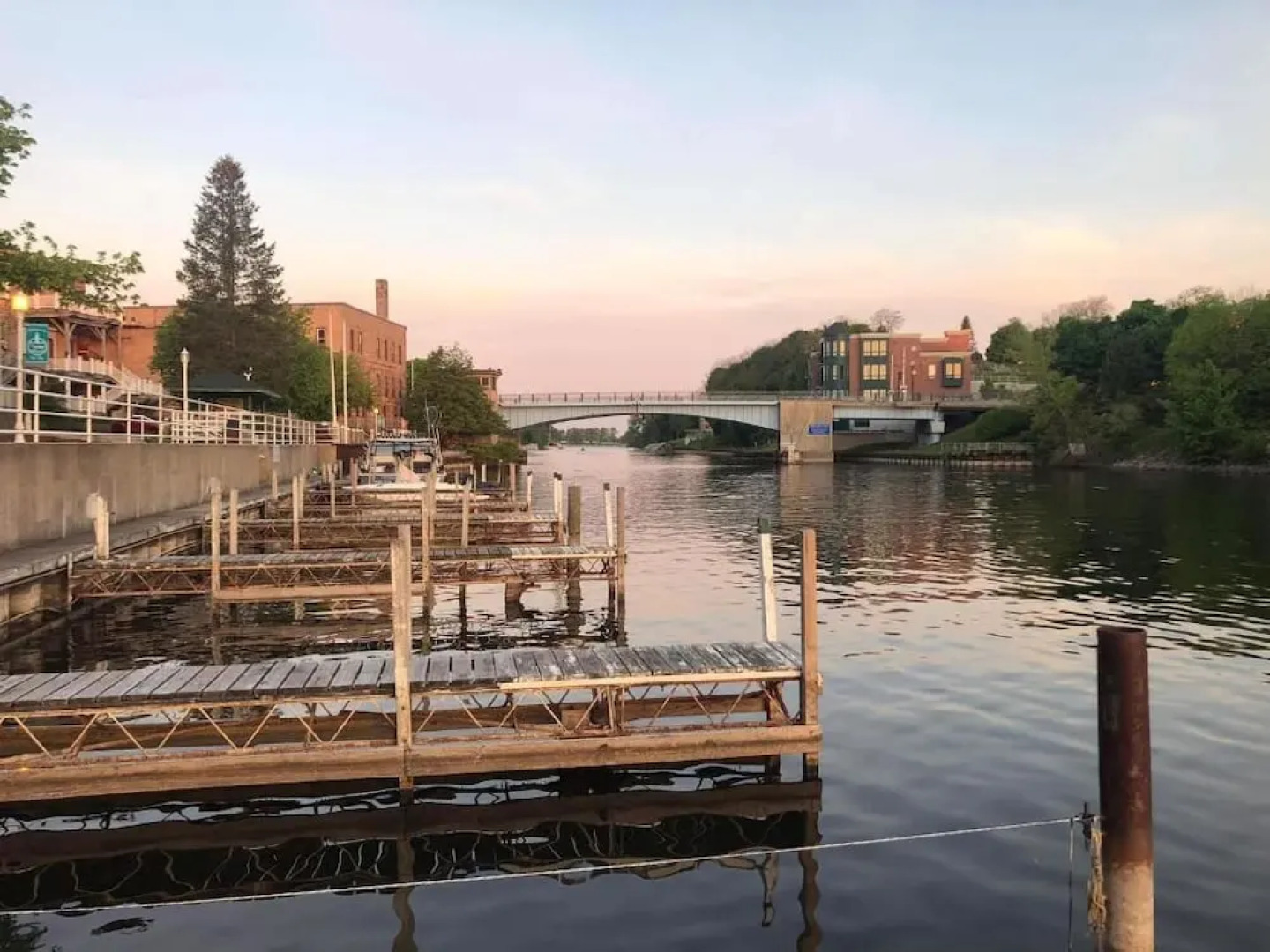 Manistee Inn & Marina
