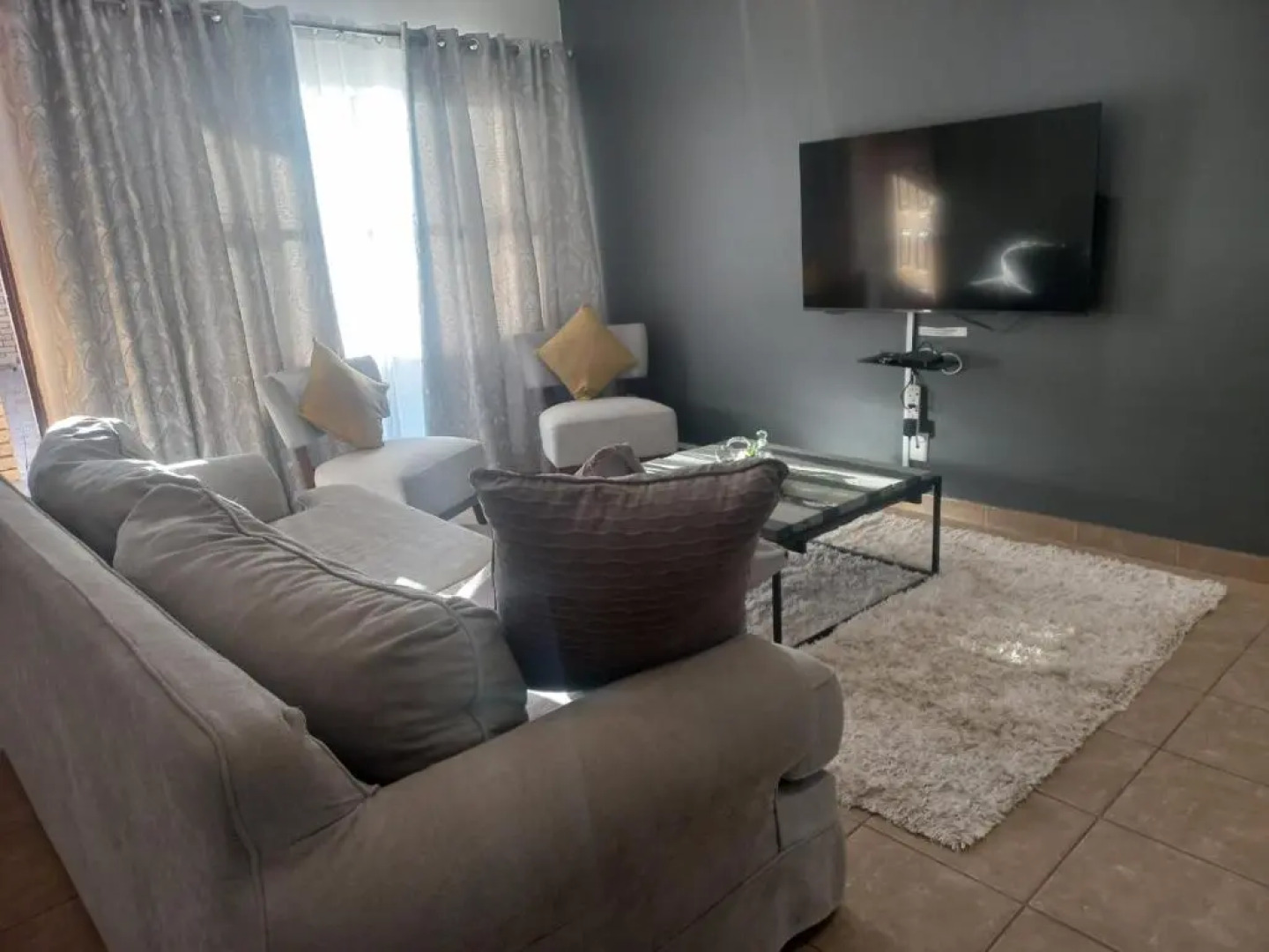 Vaal De Vue - Formanstreet 68 - Self Catering Apartment