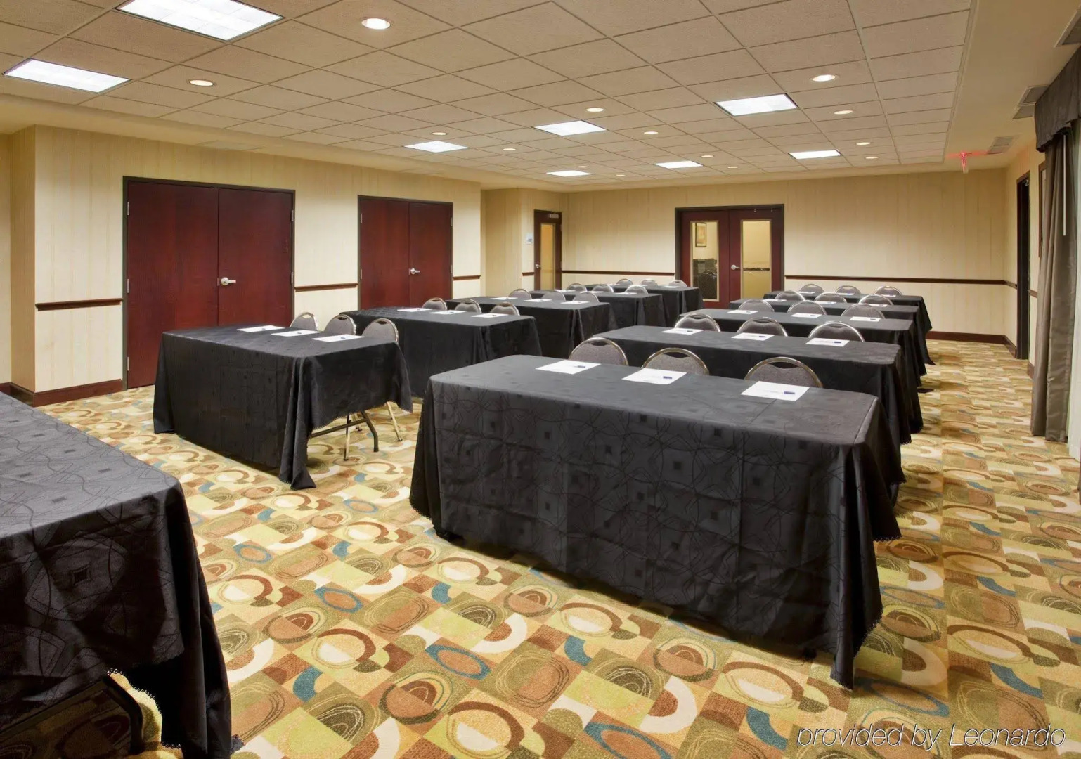 Holiday Inn Express & Suites Guthrie North Edmond by IHG