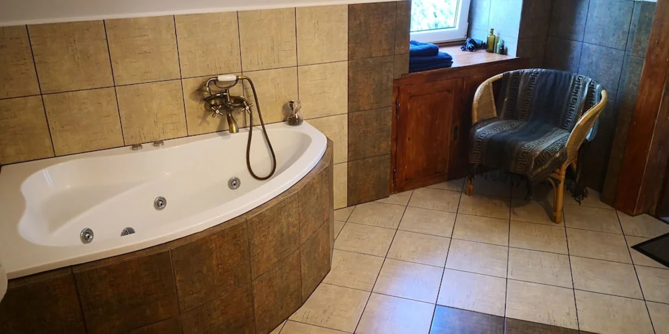 If you Want to Explore Lower Silesia, Sunny Apartment is the Perfect Location