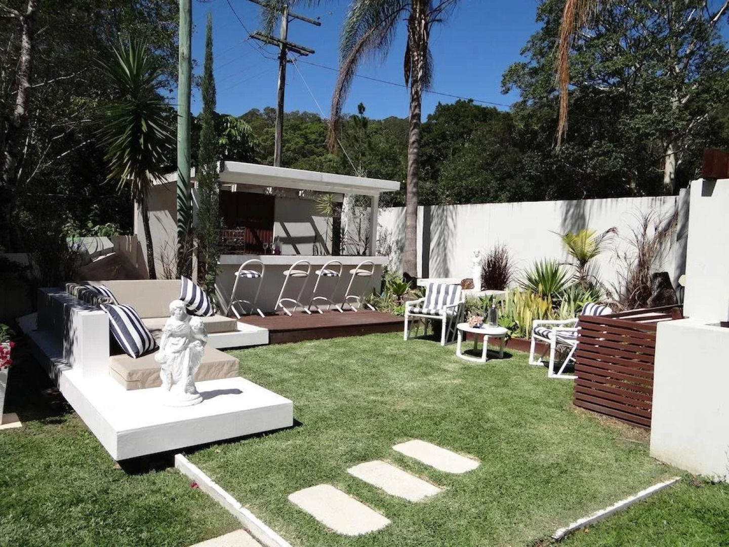 Eumundi Yacht Club B&B