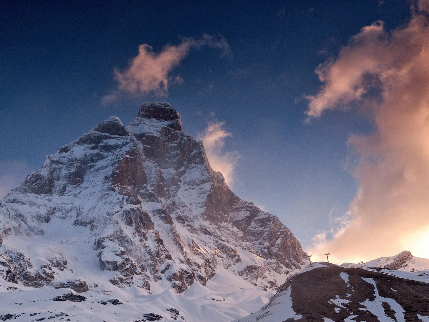 Contemporary Apartment in Breuil-Cervinia near Ski Area