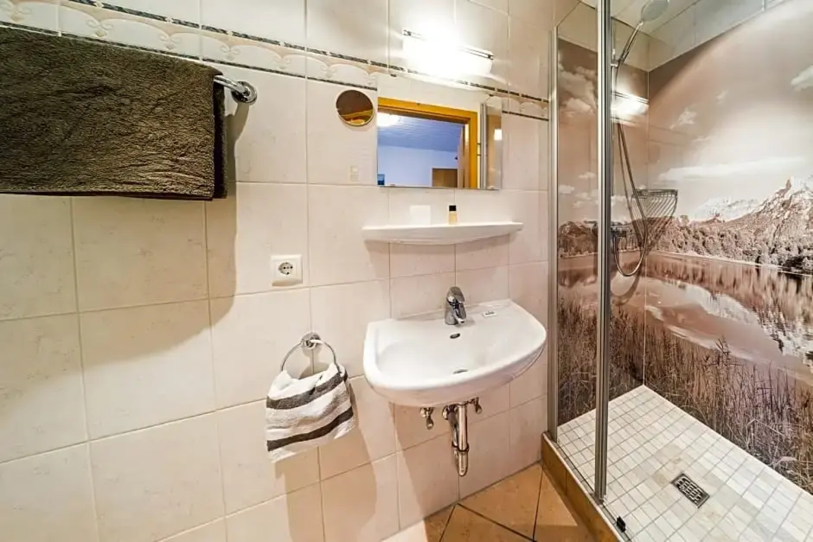 Frühstückspension Gästehaus Zum weissen Rössl