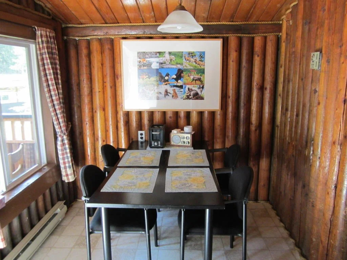 Seawood Bed & Breakfast & Cabins