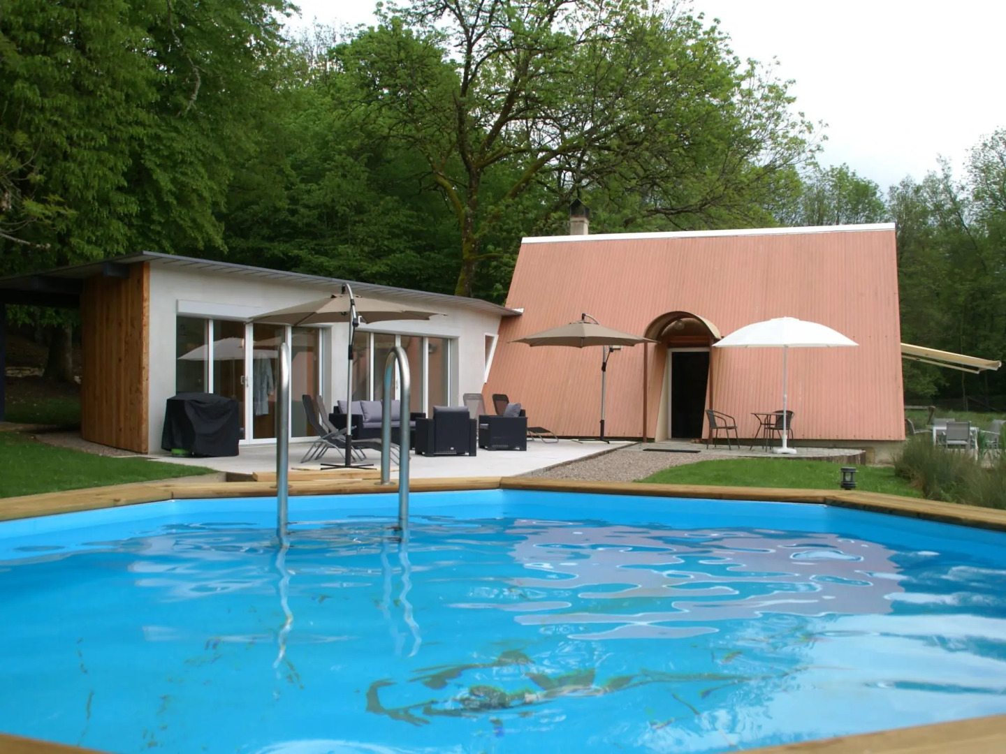 Luxurious Holiday Home in Delain with bubble bath