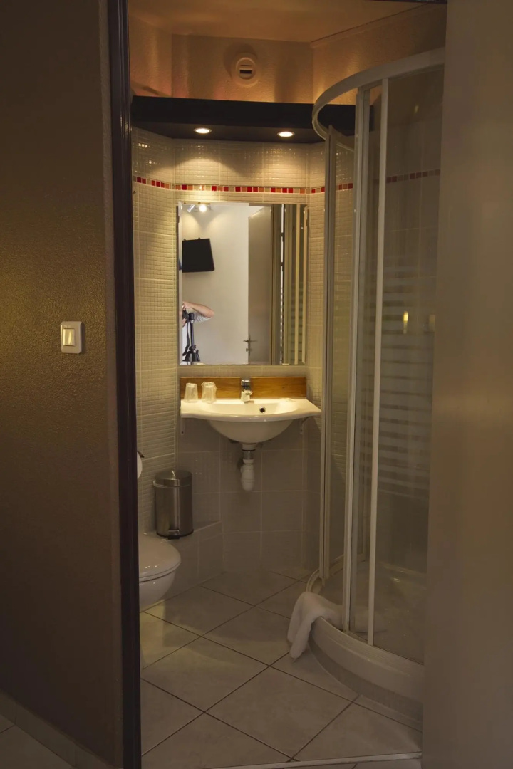Brit Hotel Essentiel Sete Balaruc