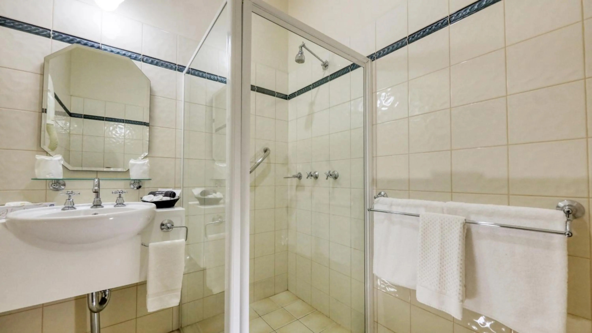 Royal Exchange Hotel