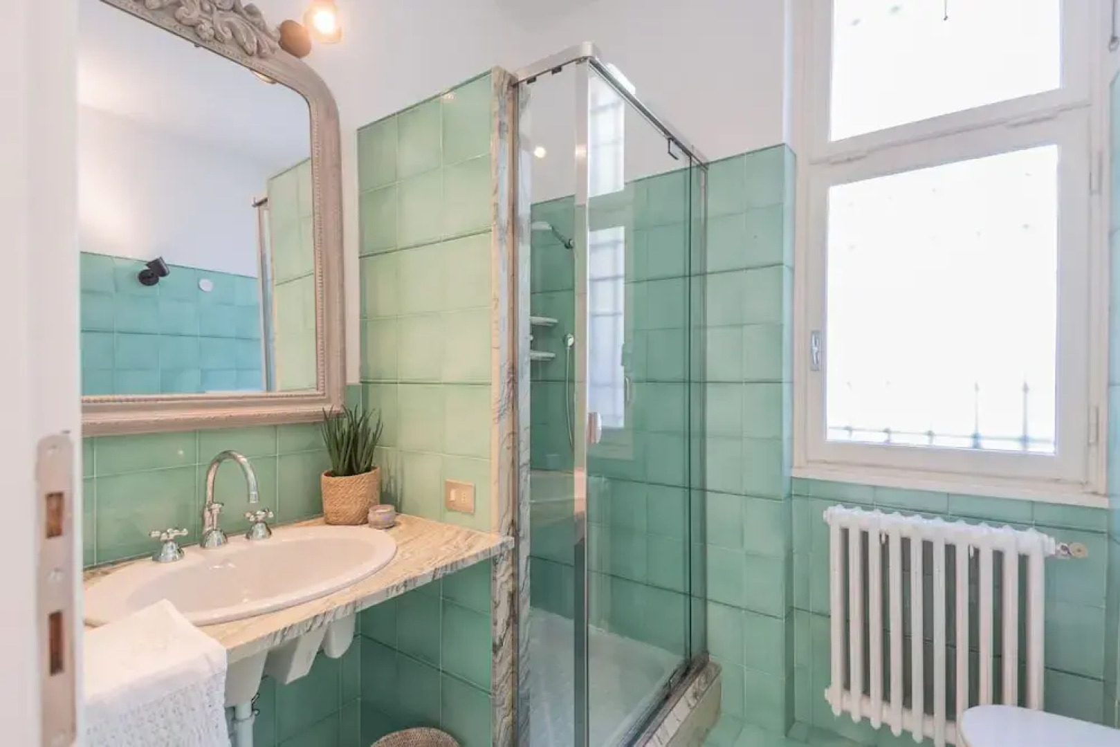 Villa Chiara Moltrasio With Private Garden by Rent all Como