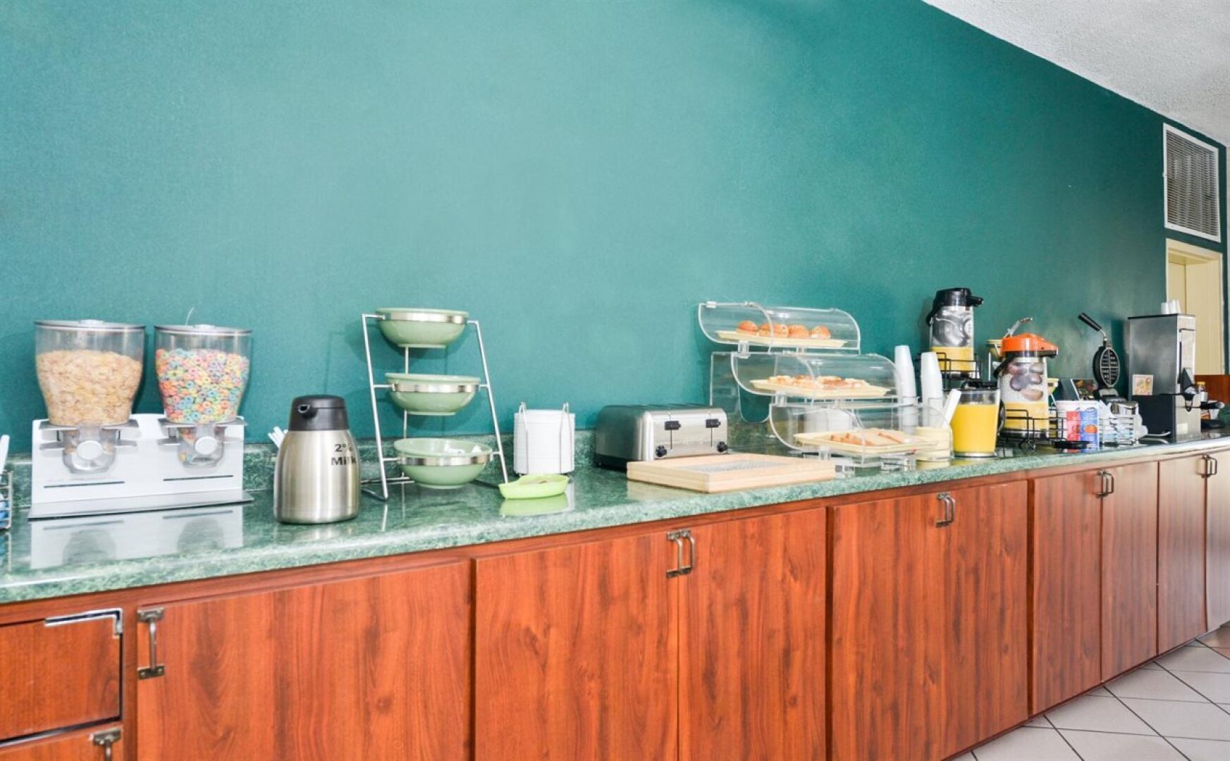 Suburban Studios Hinesville - Fort Stewart Area