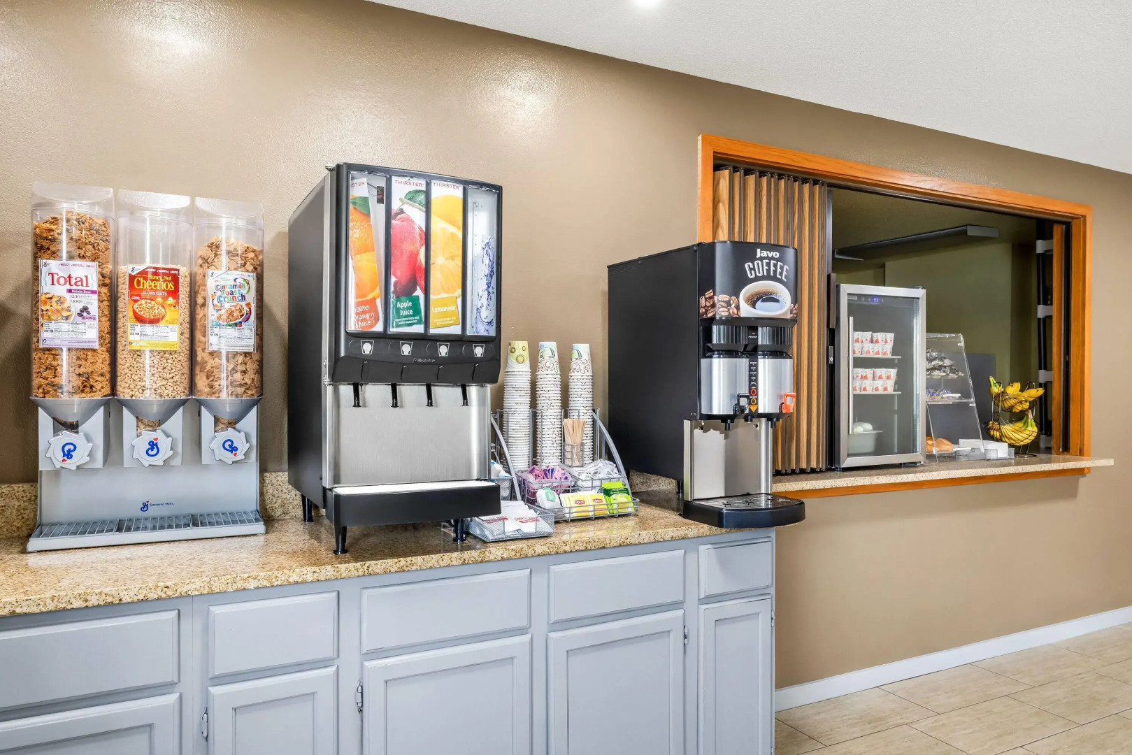 Super 8 by Wyndham La Crosse