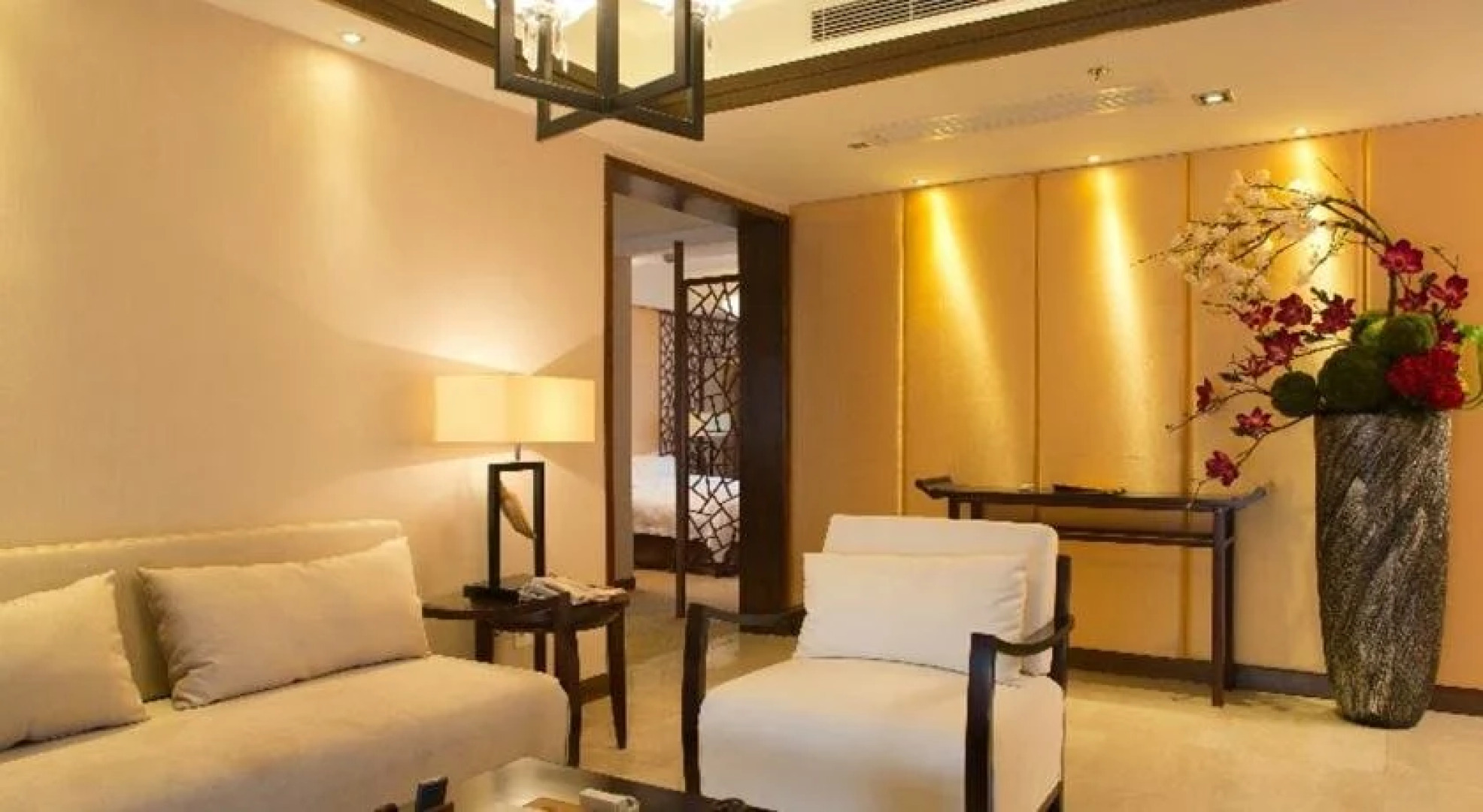 Zhuhai Yinzuo Jingpin Hotel