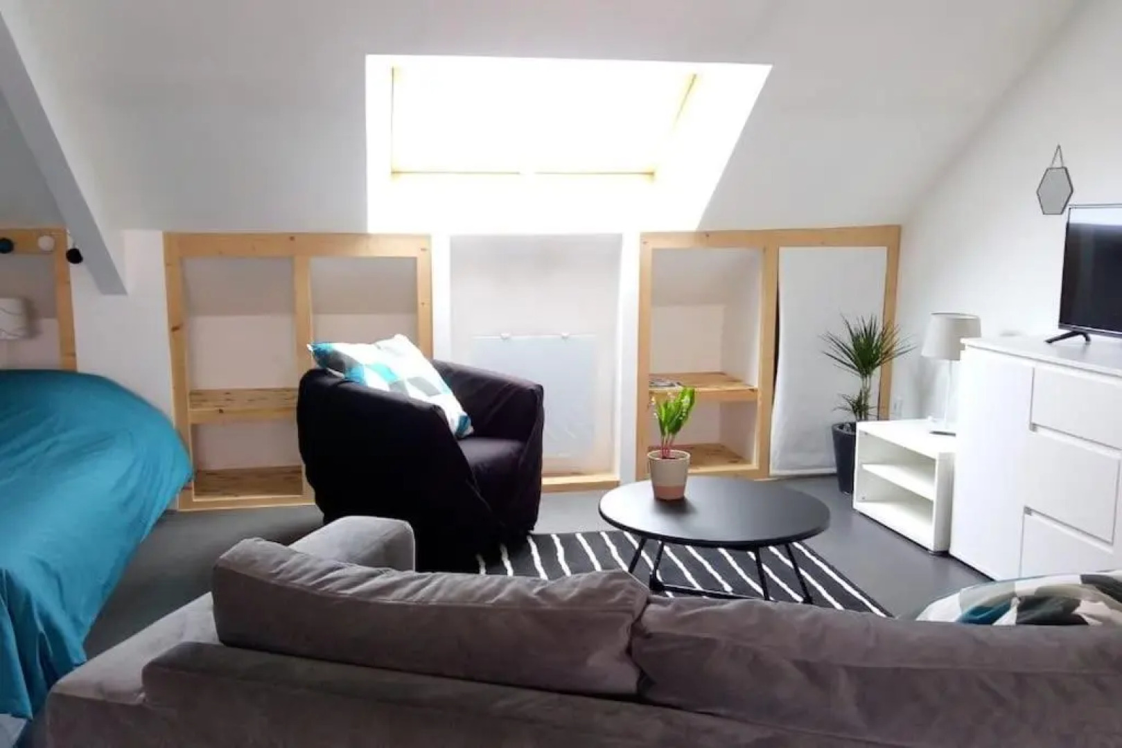 BEAU studio avec jardin proche gare /centre ville