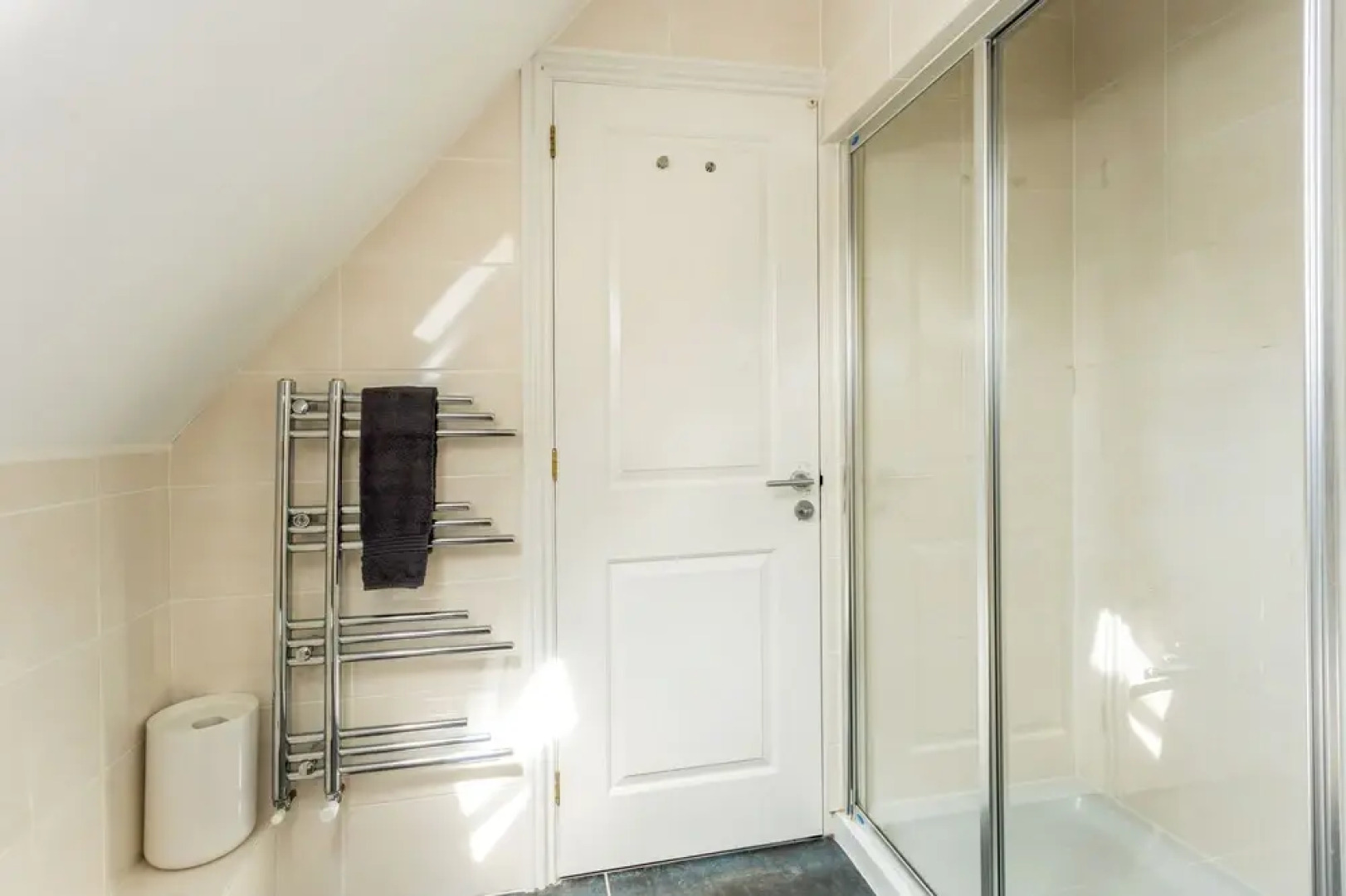 Spacious & Stylish Cotswold Family home