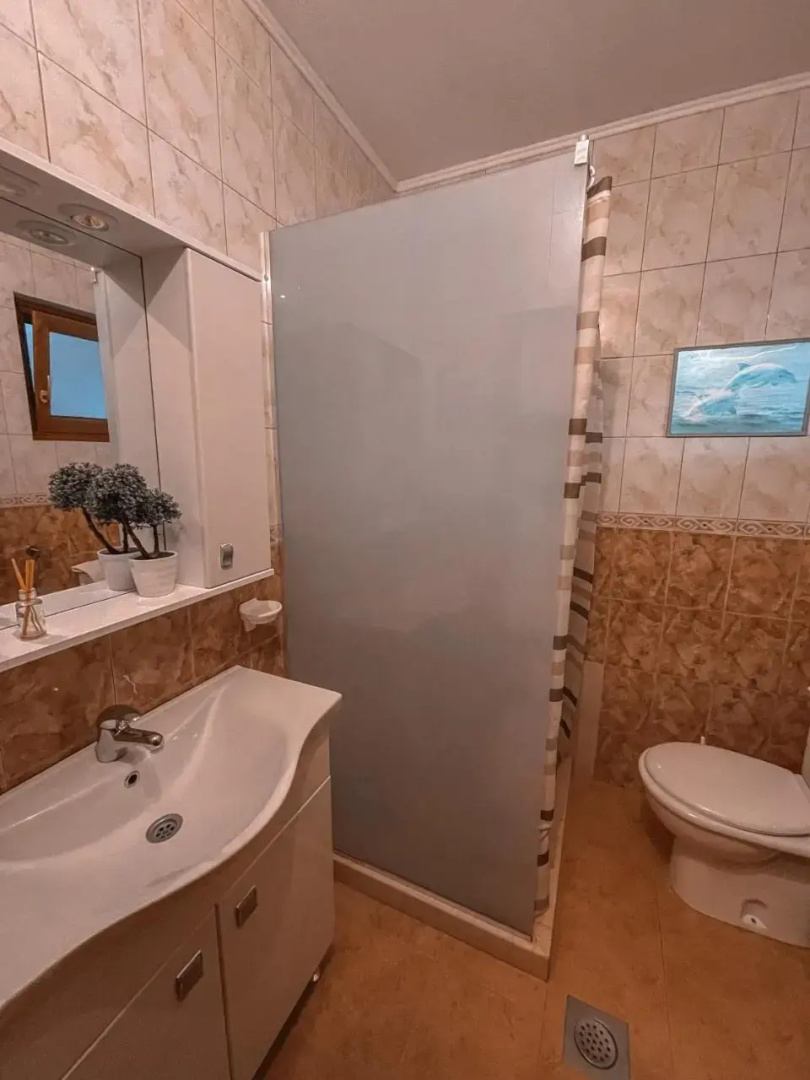 Bivalvia Apartments