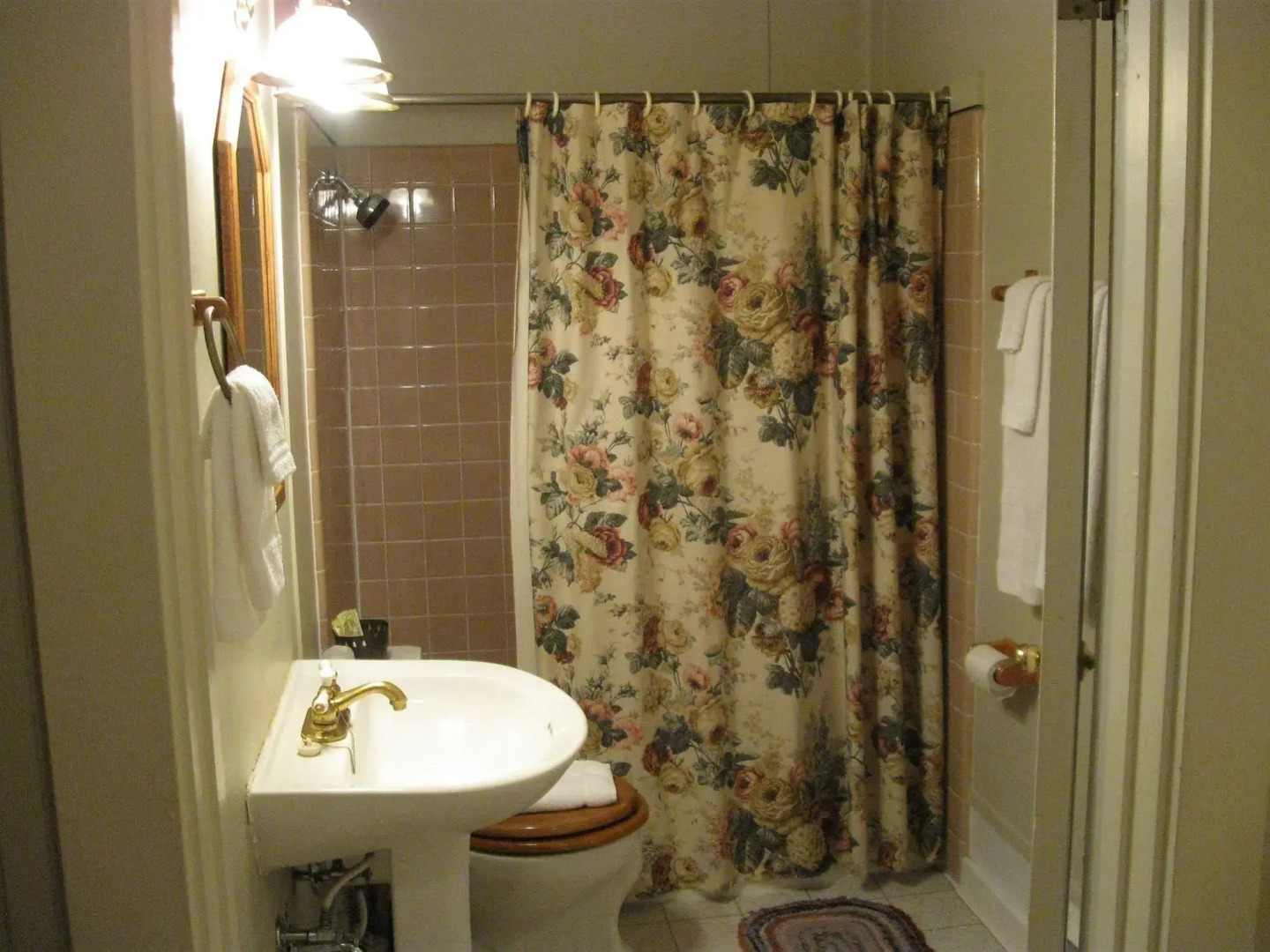 The Forest Queen Hotel