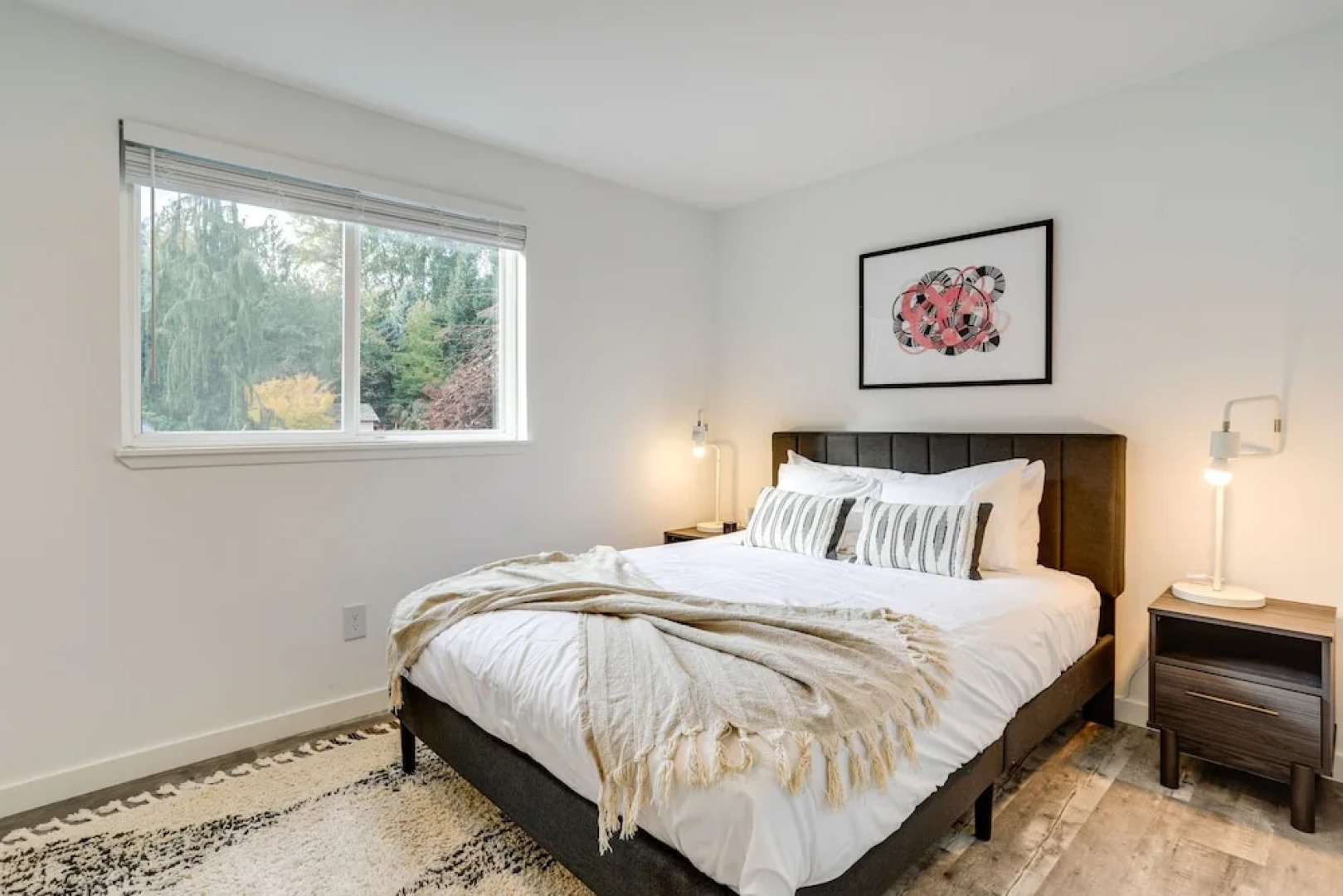 Beautiful Kenmore Retreat Near Marina & Beach!