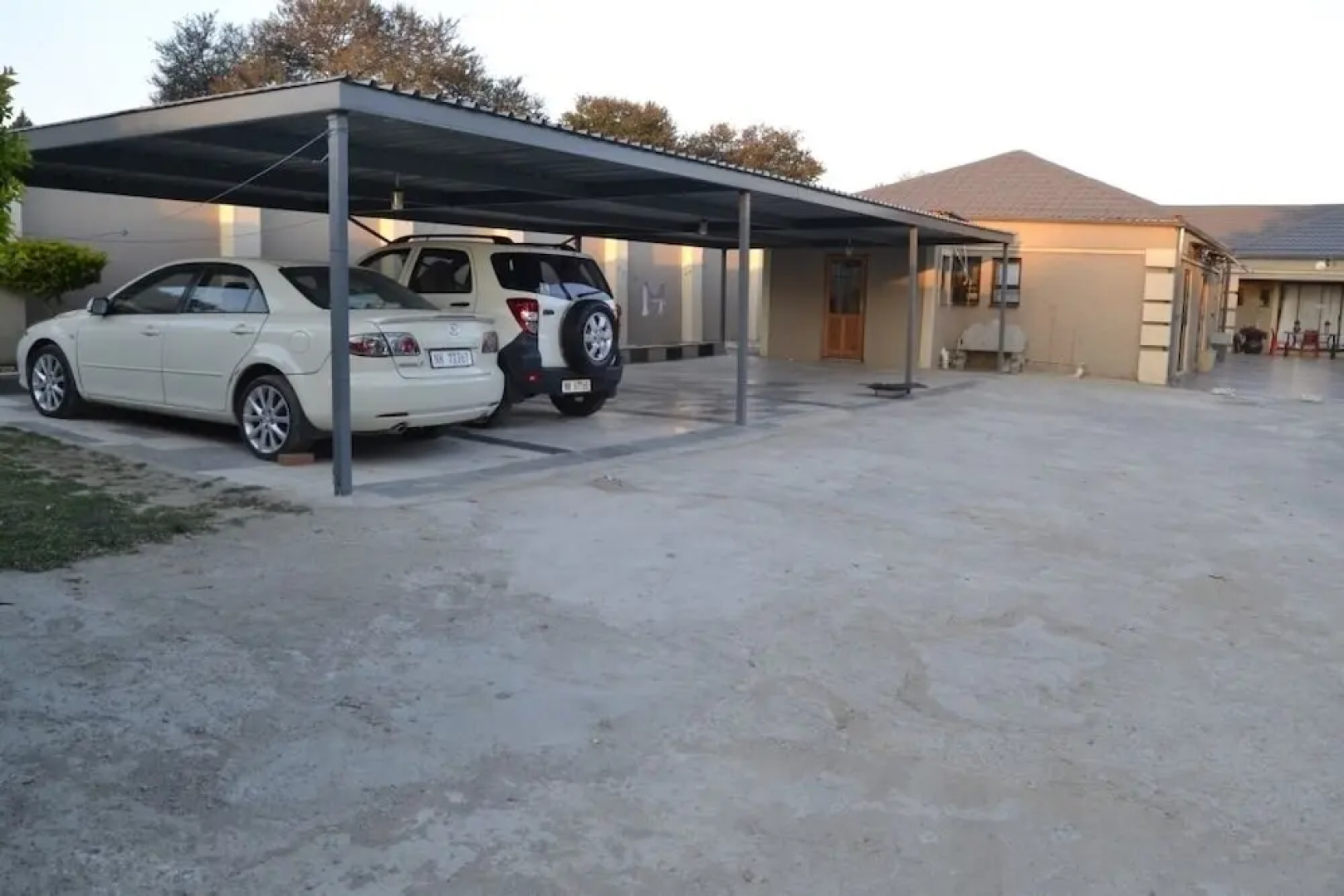 Thembisi Guesthouse