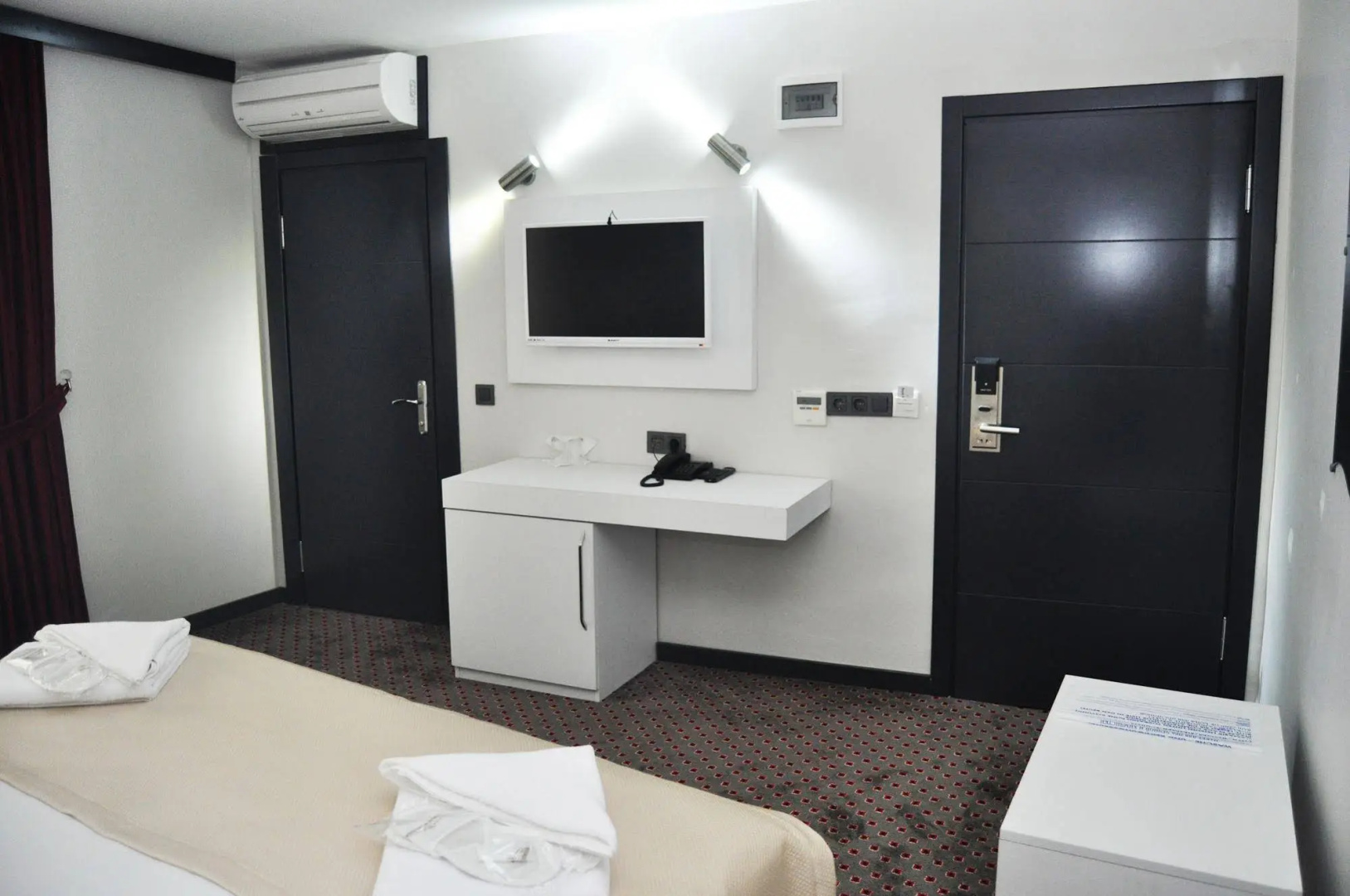 Royal Ramblas Hotel