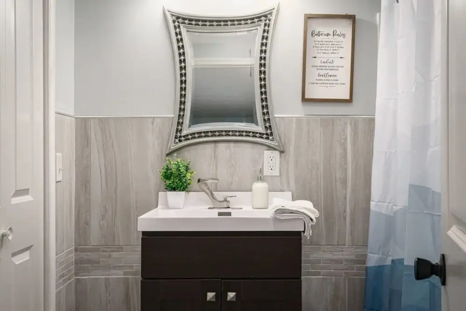 The Lucky Charm   Home of the Fighting Irish  BBQ  Games  3-Bedrooms