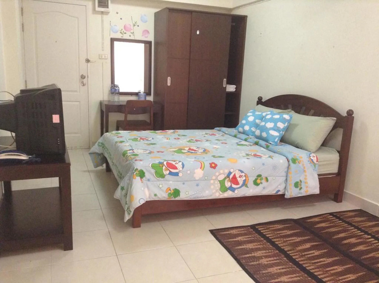 The Crystal Apartment