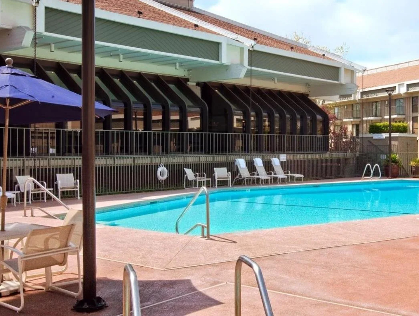 DoubleTree by Hilton Sacramento