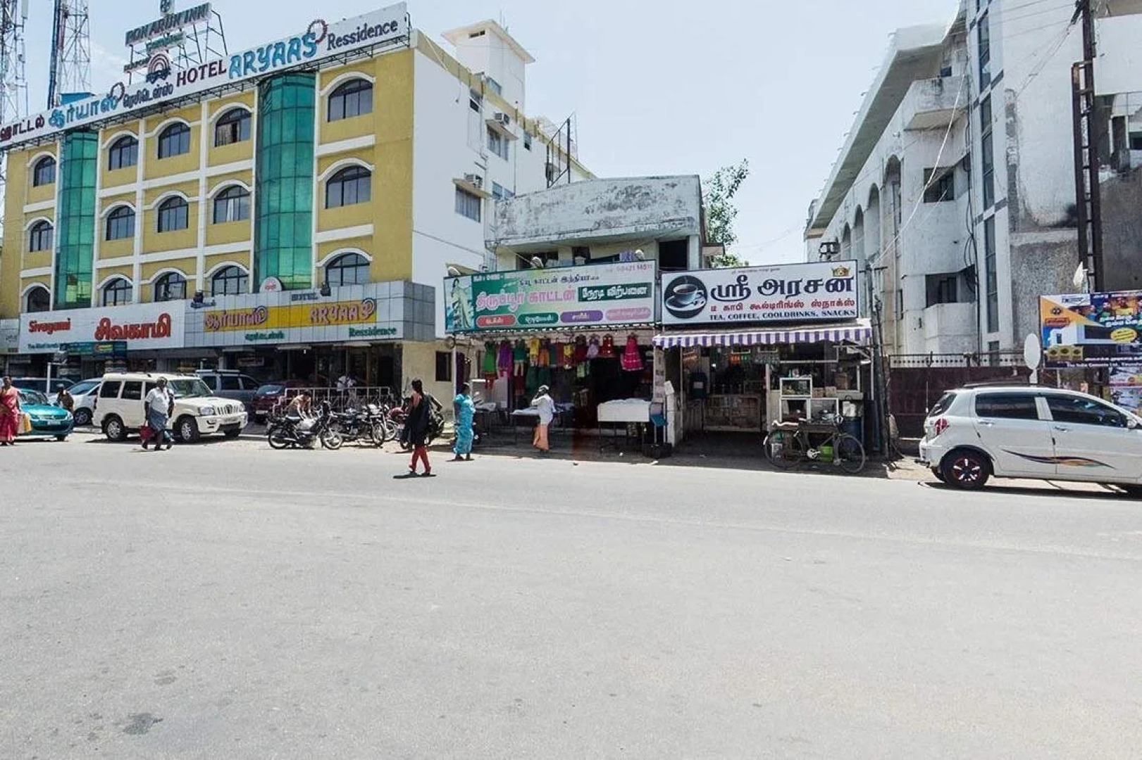 Hotel Aryaas Ressidence