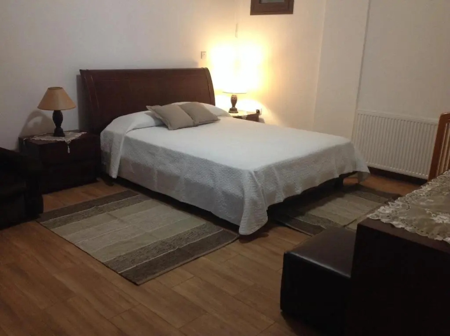 Ta Spitakia tis Theodosias