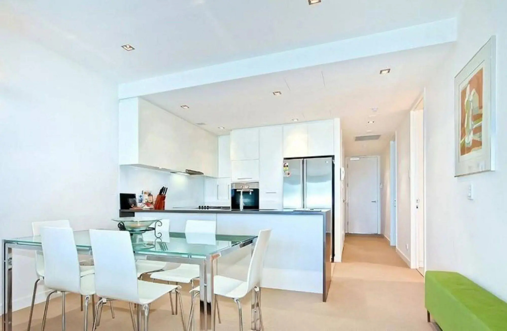 Breeze Beachfront Apartments