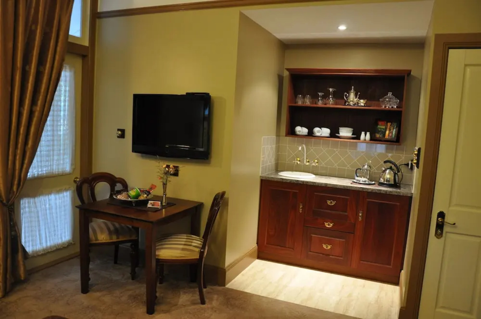 Bli Bli House Luxury Bed and Breakfast