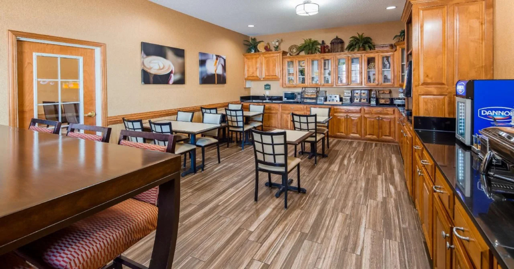 Best Western Plus Bradbury Inn & Suites