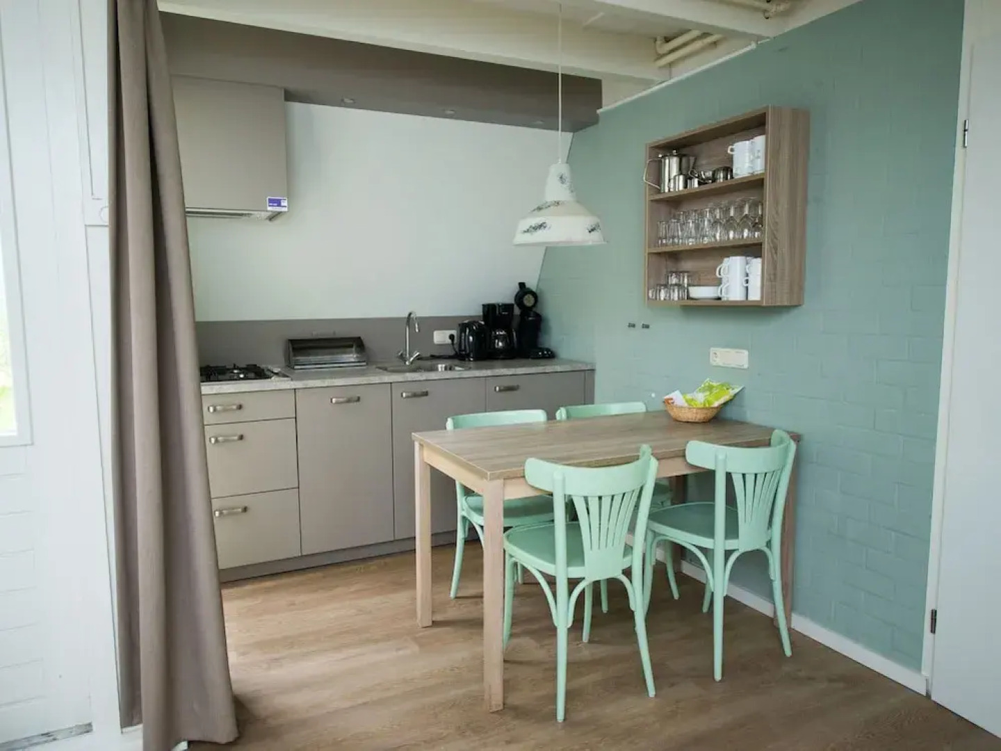 Forest-edge Family Bungalow