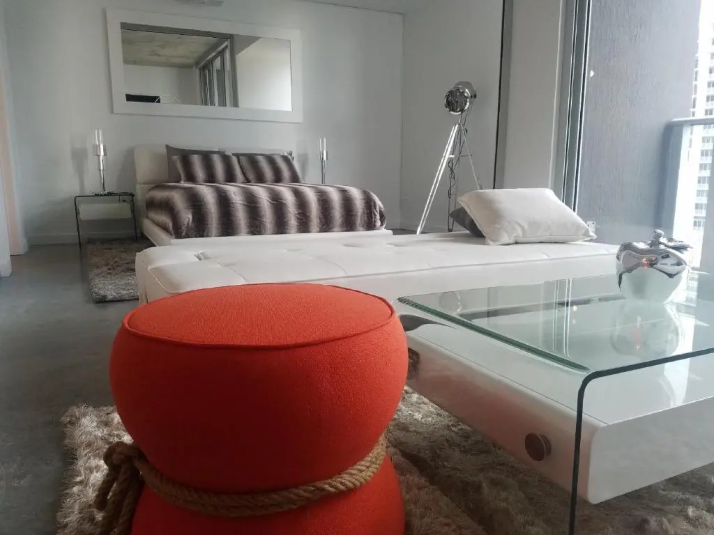 Downtown Miami Deluxe Apartment